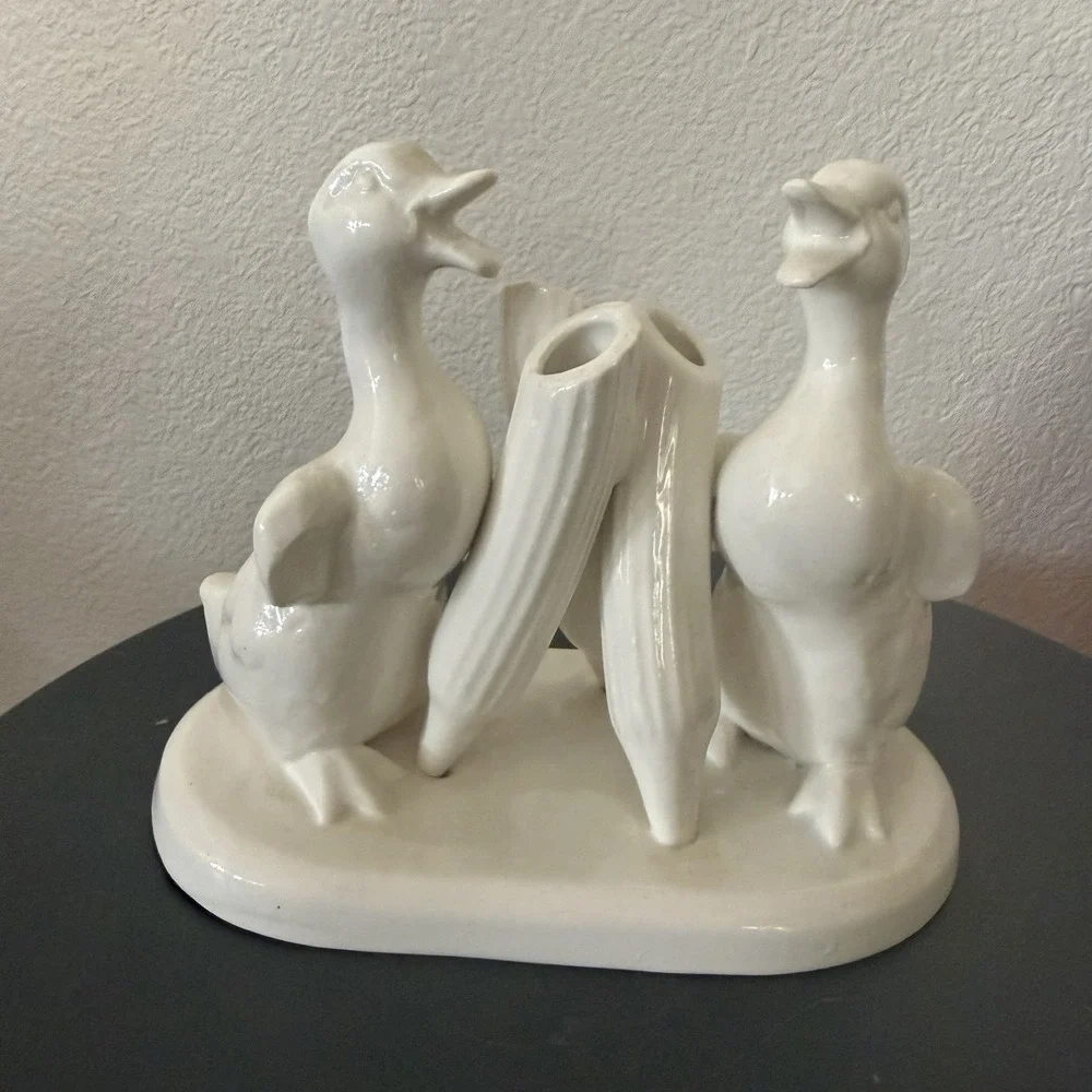 Vintage Parry & Vieille PV France Ceramic Ducklings 3 Bud Vase White
